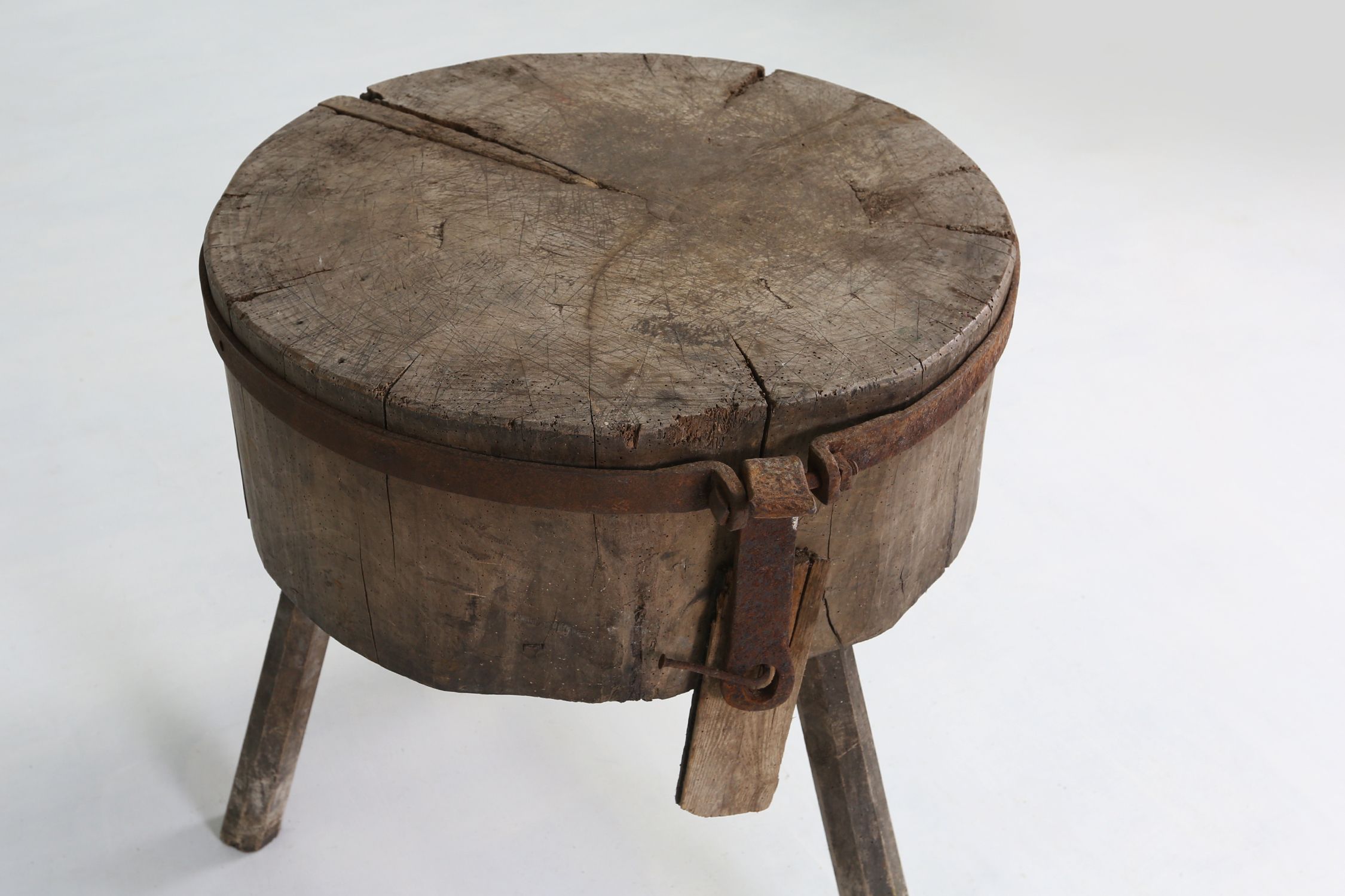 Large rustic French Chopping Block Table, France 1920sthumbnail